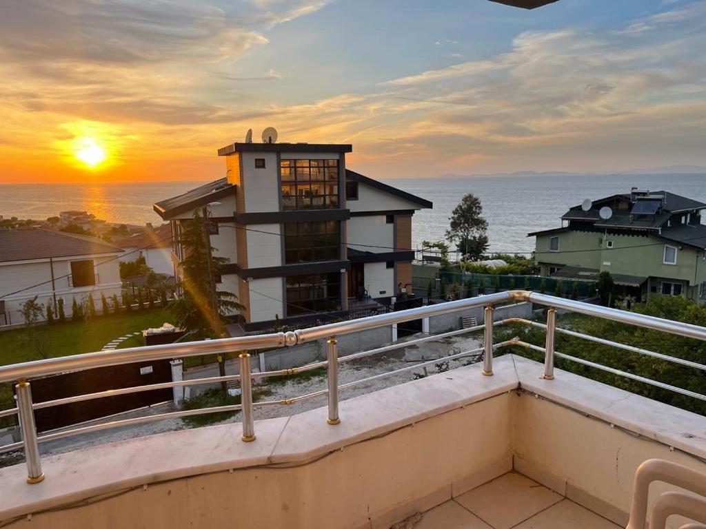 Yalova Apartments エクステリア 写真