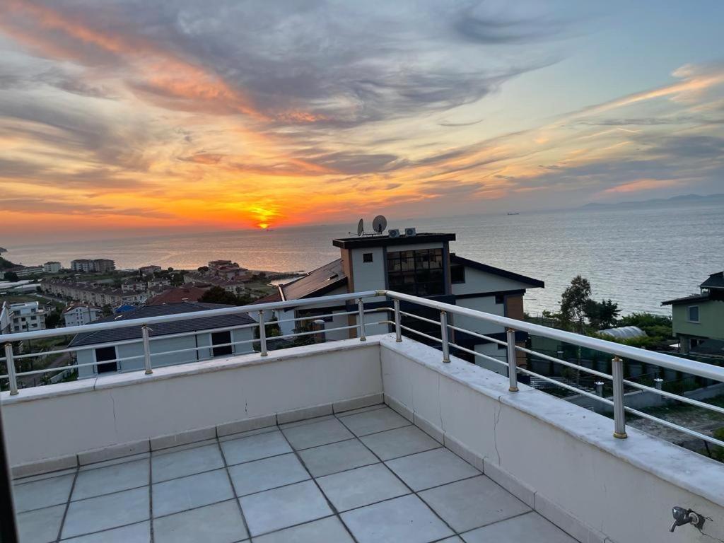Yalova Apartments エクステリア 写真