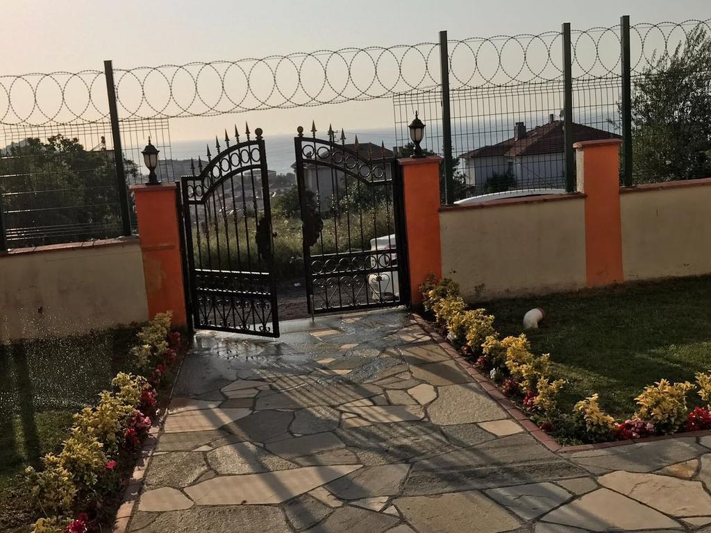 Yalova Apartments エクステリア 写真